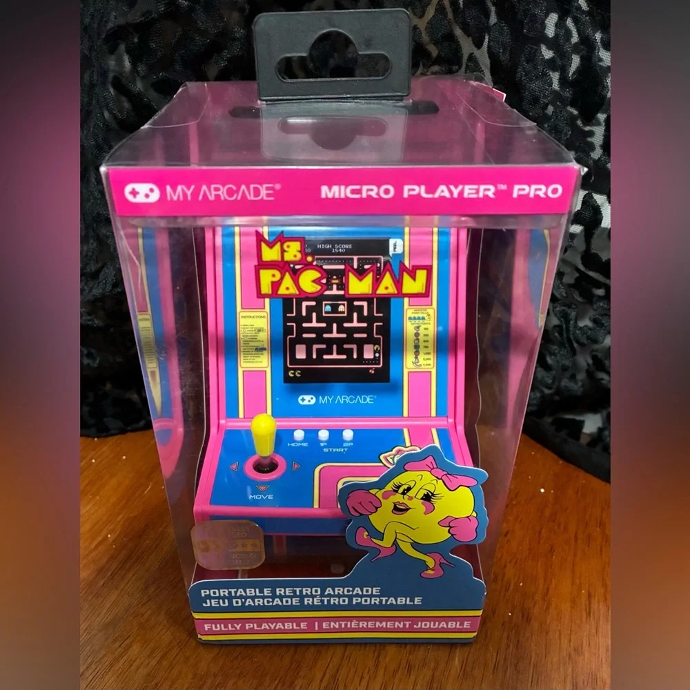 Fully Playable ‘Ms.PAC-MAN’ Micro Player Pro Portable Arcade Game